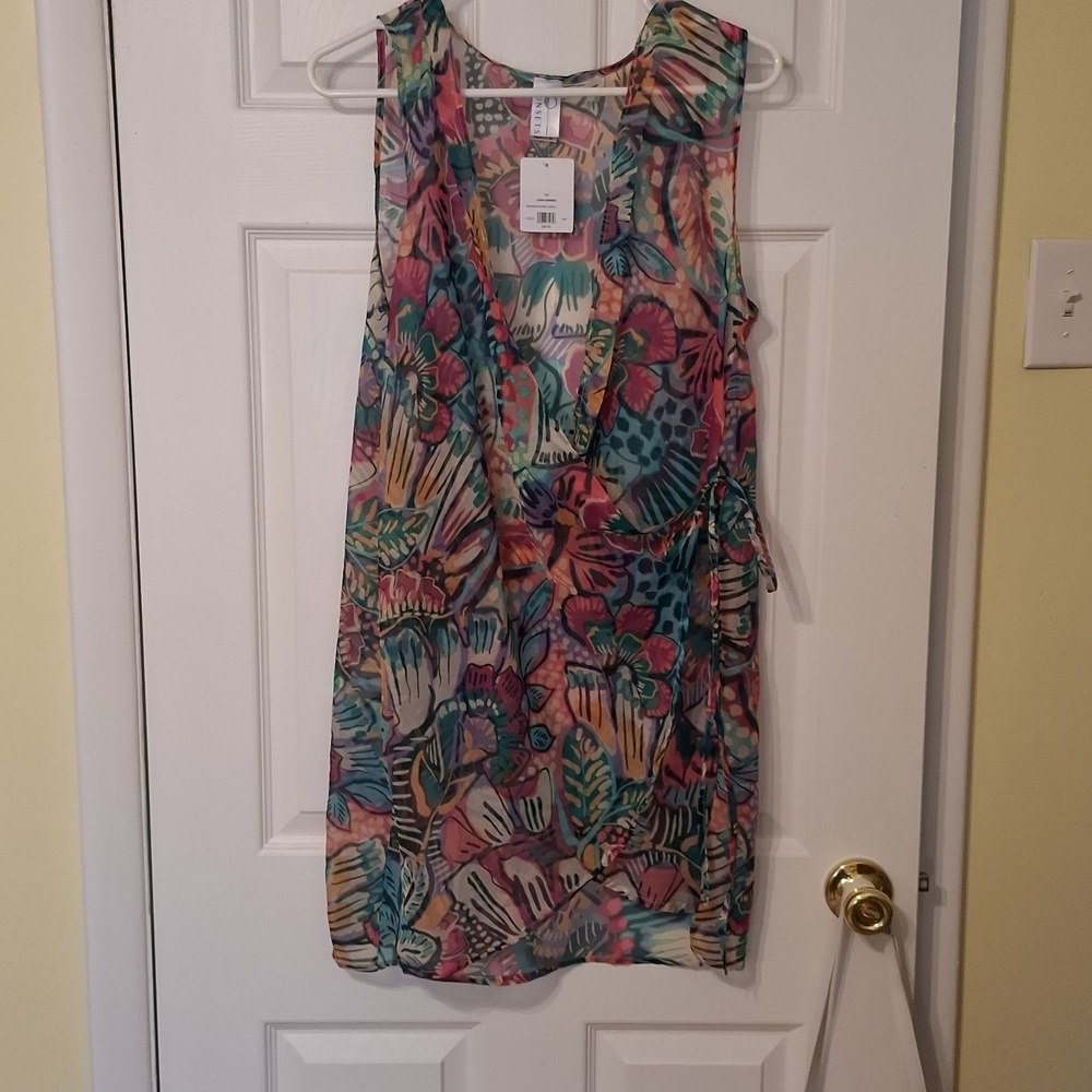 Sunsets sz S/M, Lush Garden sheer weekend wrap dress. NWT